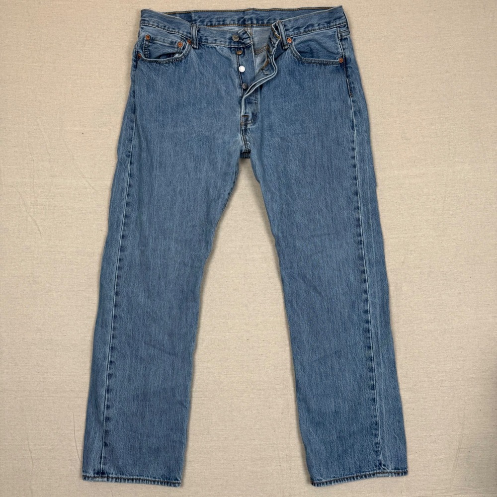 Levis 501 Original Fit Jeans 33x30 Button Fly Medium Wash Blue Denim Classic 743